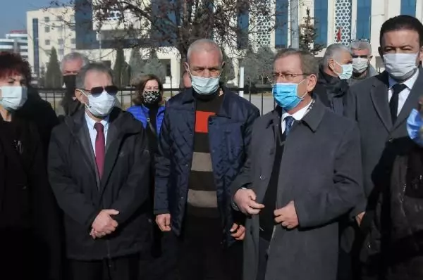 Şeyma öğretmen ve kardeşi Tuğba'nın katili platonik aşığa, 2 kez müebbet hapis cezası (2) Şeyma öğretmen ve kardeşi Tuğba'nın katili platonik aşığa, 2 kez müebbet hapis cezası (2)