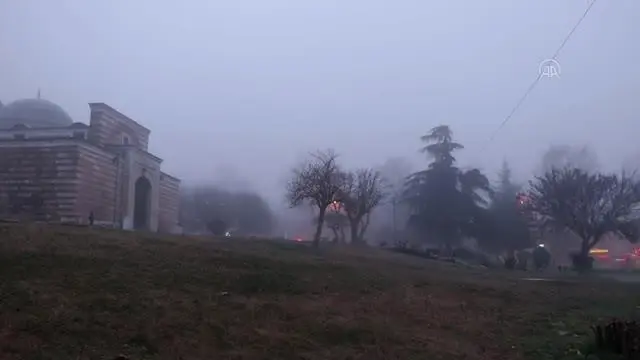 Sis altında kalan Selimiye Camisi gözden kayboldu Sis altında kalan Selimiye Camisi gözden kayboldu
