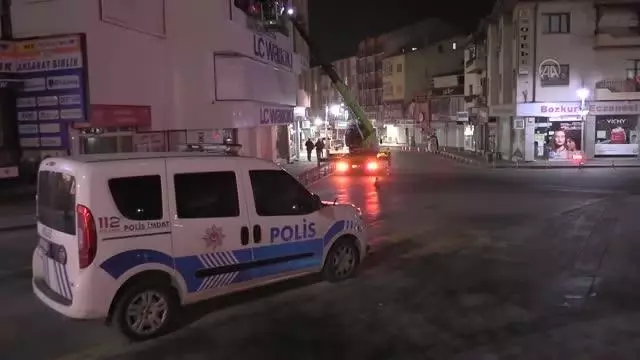 Sokağa çıkma kısıtlaması Sokağa çıkma kısıtlaması