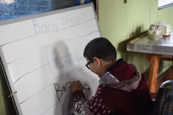 SP'li Barış, uzaktan eğitimin ilk yarısını başarıyla tamamladı SP'li Barış, uzaktan eğitimin ilk yarısını başarıyla tamamladı