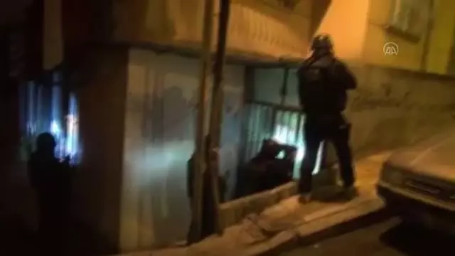 Son dakika... Terör örgütü PKK'ya yönelik operasyonda 6 şüpheli yakalandı Son dakika... Terör örgütü PKK'ya yönelik operasyonda 6 şüpheli yakalandı