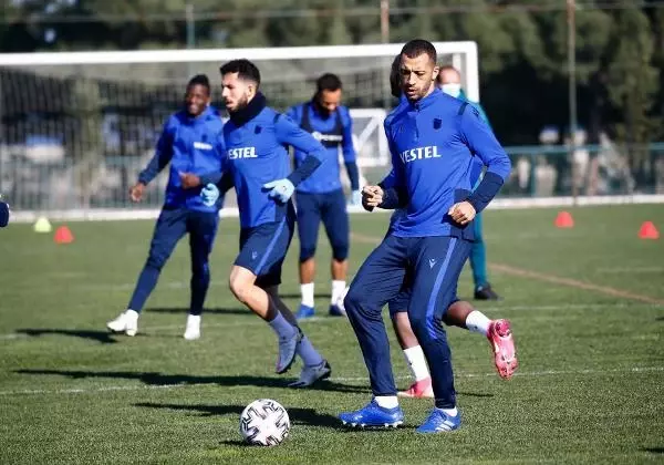 Trabzonspor'da Abdulkadir Parmak'ın oynaması zor Trabzonspor'da Abdulkadir Parmak'ın oynaması zor