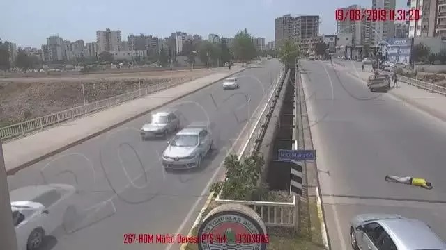 Son dakika haberleri! Trafik kazaları kameraya yansıdı Son dakika haberleri! Trafik kazaları kameraya yansıdı