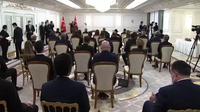 Son dakika haberi | TÜGİK Genel Başkanı Güral: 'Ekonomik ve sosyal destek paketleri sayesinde hem toplumsal yapımızı hem de iktisadi direncimizi korumayı başardık' Son dakika haberi | TÜGİK Genel Başkanı Güral: 'Ekonomik ve sosyal destek paketleri sayesinde hem toplumsal yapımızı hem de iktisadi direncimizi korumayı başardık'