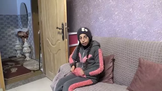 Yahudi yerleşimcilerin saldırısından zor kurtulan Filistinli küçük kız korku içinde yaşıyor Yahudi yerleşimcilerin saldırısından zor kurtulan Filistinli küçük kız korku içinde yaşıyor