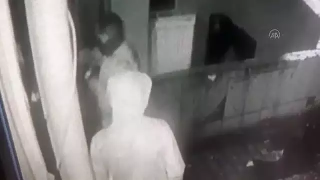 17 hırsızlık olayının 2 şüphelisi tutuklandı 17 hırsızlık olayının 2 şüphelisi tutuklandı