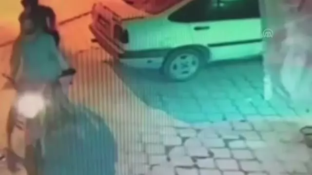 17 hırsızlık olayının 2 şüphelisi tutuklandı 17 hırsızlık olayının 2 şüphelisi tutuklandı