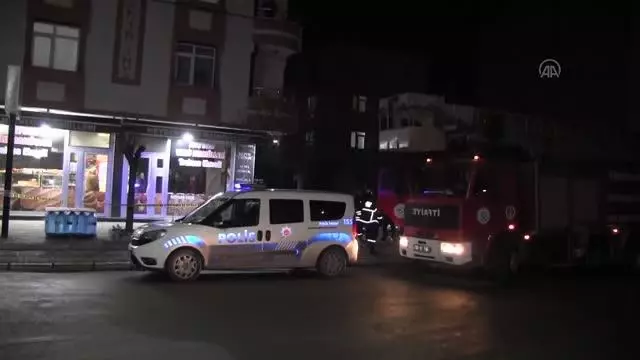 Asansör kabininin altında kalan işçi hayatını kaybetti Asansör kabininin altında kalan işçi hayatını kaybetti