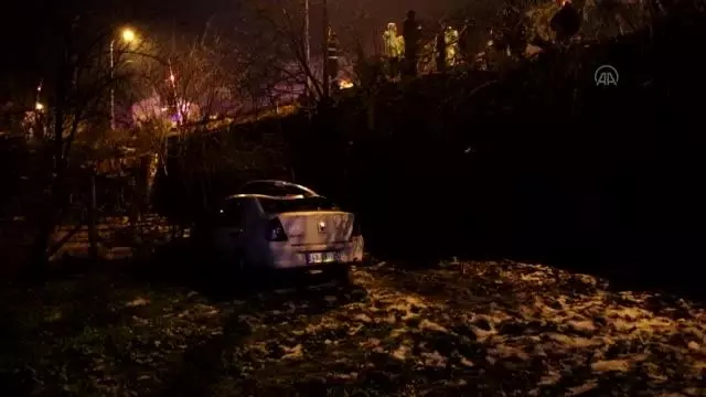 Devrilen Otomobilin Sürücüsü Yaralandı Devrilen Otomobilin Sürücüsü Yaralandı