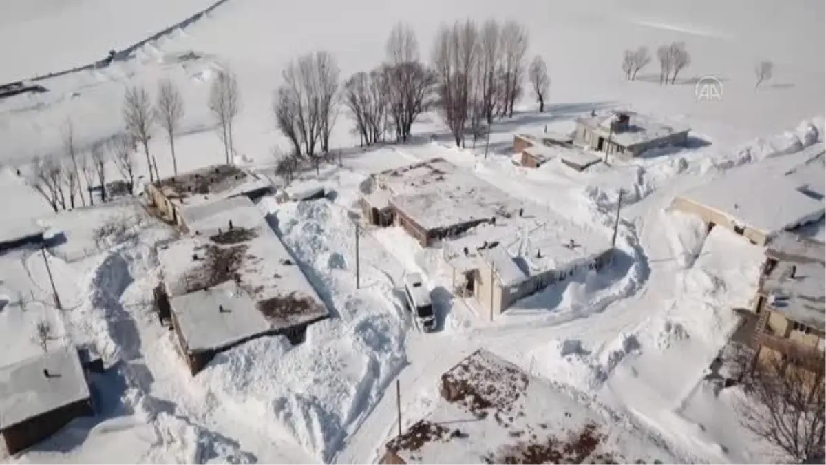 (Drone) Kar yağışı hayatı olumsuz etkiledi