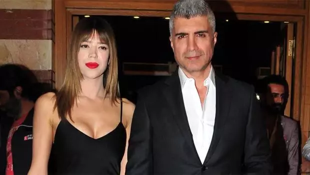 Feyza Aktan'ın şiddet iddiası gündeme oturmuştu! Özcan Deniz'den açıklama: Oğlumu almaya çalışıyor Feyza Aktan'ın şiddet iddiası gündeme oturmuştu! Özcan Deniz'den açıklama: Oğlumu almaya çalışıyor