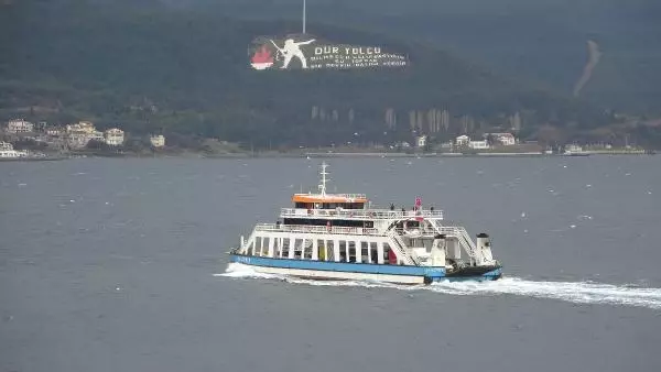 Gökçeada ve Bozcaada'ya feribot seferleri yapılamıyor Gökçeada ve Bozcaada'ya feribot seferleri yapılamıyor