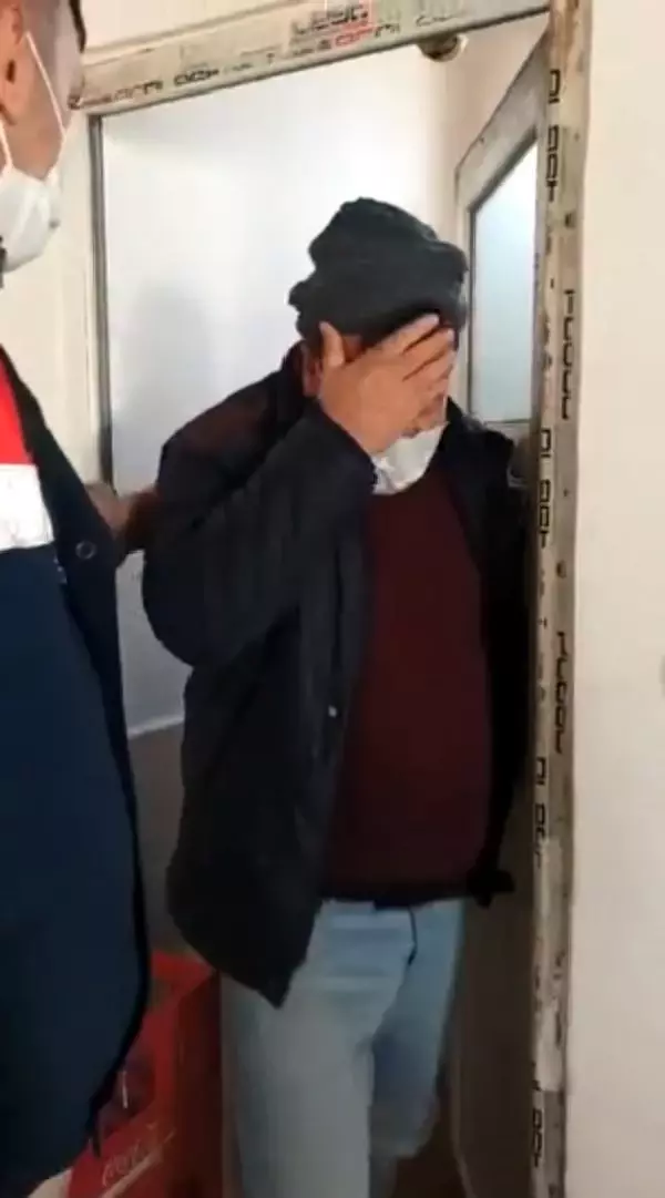 Son dakika haberleri... Jandarma baskınında 5 kişi aynı tuvalete saklandı Son dakika haberleri... Jandarma baskınında 5 kişi aynı tuvalete saklandı