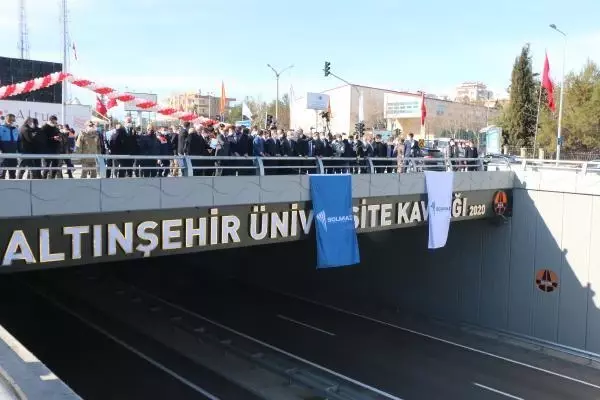 Son Dakika | Bakan Karaismailoğlu, Altınşehir Kavşağı'nın açılış törenine katıldı Son Dakika | Bakan Karaismailoğlu, Altınşehir Kavşağı'nın açılış törenine katıldı