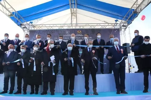 Son Dakika | Bakan Karaismailoğlu, Altınşehir Kavşağı'nın açılış törenine katıldı Son Dakika | Bakan Karaismailoğlu, Altınşehir Kavşağı'nın açılış törenine katıldı