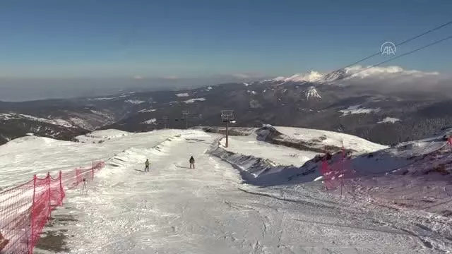 KASTAMONU - Ilgaz 2-Yurduntepe'de kayak heyecanı başladı KASTAMONU - Ilgaz 2-Yurduntepe'de kayak heyecanı başladı