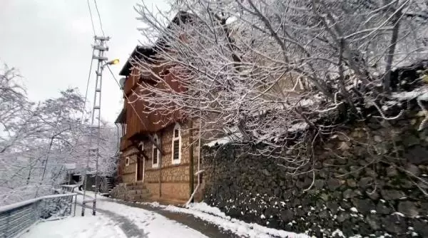 Kemaliye, kar yağışı sonrası havadan görüntülendi Kemaliye, kar yağışı sonrası havadan görüntülendi
