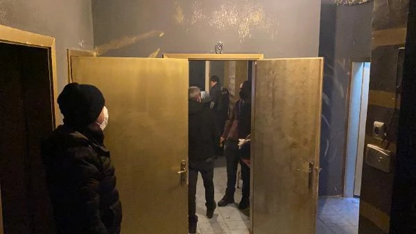 Mühürlenen dairede eğlenceye 28 bin lira 'koronavirüs' cezası