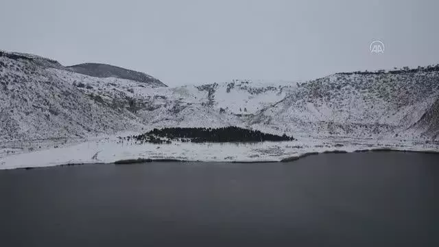 Son dakika! Narlıgöl, karlı görüntüsüyle ziyaretçilerine güzellik sunuyor Son dakika! Narlıgöl, karlı görüntüsüyle ziyaretçilerine güzellik sunuyor