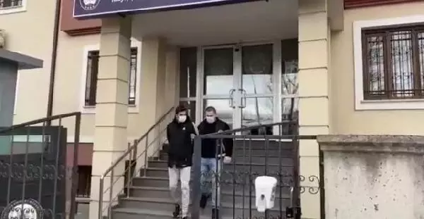 Otomobil, motosiklet ve bisiklet çalan 2 kişi tutuklandı Otomobil, motosiklet ve bisiklet çalan 2 kişi tutuklandı