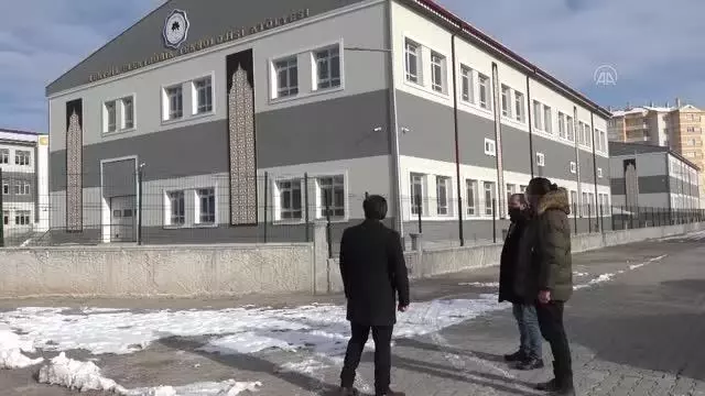 Şarkışla Belediyesi vergi borcunu takas yoluyla ödedi Şarkışla Belediyesi vergi borcunu takas yoluyla ödedi