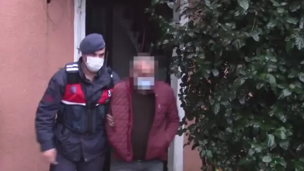 Silivri'de bir yazlıkta kumar oynayan 11 kişiye 52 bin 855 lira para cezası Silivri'de bir yazlıkta kumar oynayan 11 kişiye 52 bin 855 lira para cezası
