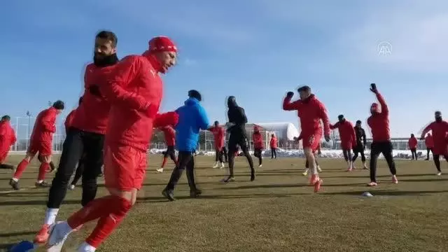 Sivasspor'da Kasımpaşa maçı mesaisi devam ediyor Sivasspor'da Kasımpaşa maçı mesaisi devam ediyor
