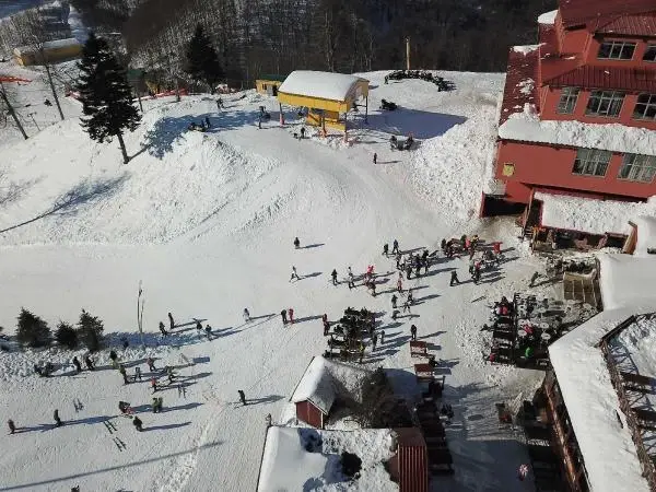 Sömestir tatilinde Kartepe'ye akın ettiler Sömestir tatilinde Kartepe'ye akın ettiler