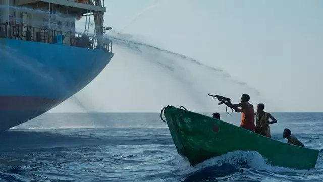 Türk gemisine Gine Körfezi'nde korsan saldırısı! 1 gemici öldürüldü, 15 gemici kaçırıldı Türk gemisine Gine Körfezi'nde korsan saldırısı! 1 gemici öldürüldü, 15 gemici kaçırıldı