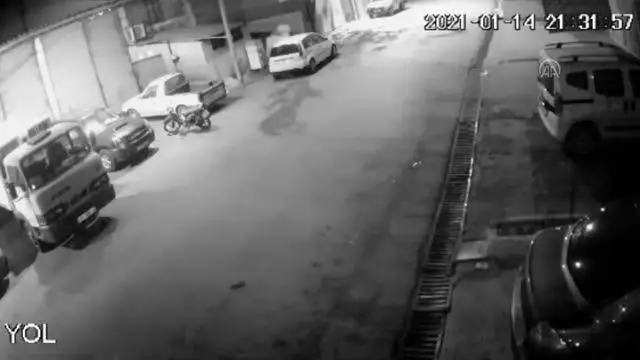 Alanya'da iş yerini kundakladığı iddia edilen zanlı tutuklandı Alanya'da iş yerini kundakladığı iddia edilen zanlı tutuklandı