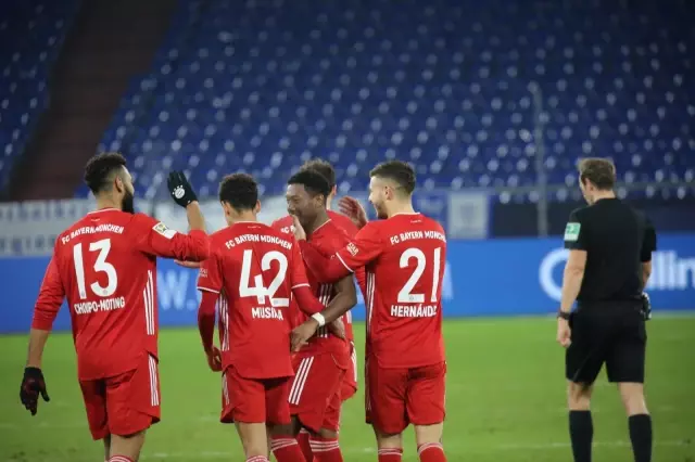 Bayern Münih, Schalke 04 deplasmanında farklı kazandı Bayern Münih, Schalke 04 deplasmanında farklı kazandı