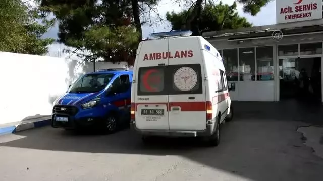 Bodrum'da inşaat işçileri arasındaki kavgada 3 kişi yaralandı Bodrum'da inşaat işçileri arasındaki kavgada 3 kişi yaralandı
