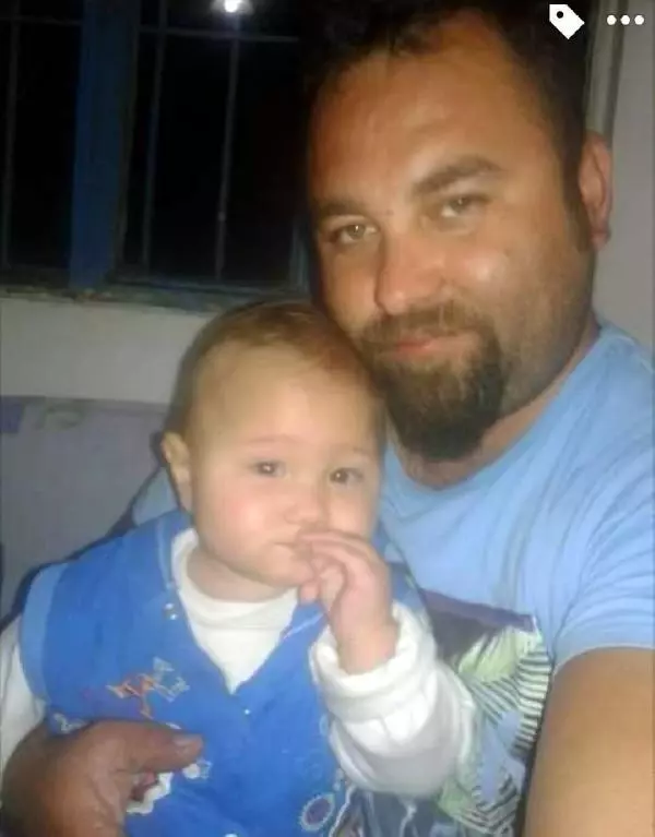 Balıkçı teknesi alabora oldu: 4 balıkçı kurtuldu, 1 kişi kayıp Balıkçı teknesi alabora oldu: 4 balıkçı kurtuldu, 1 kişi kayıp