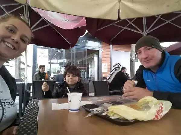 Gemiden kaçırılan 15 gemiciden 3'ü Rizeli çıktı; ailesi, dua istedi Gemiden kaçırılan 15 gemiciden 3'ü Rizeli çıktı; ailesi, dua istedi