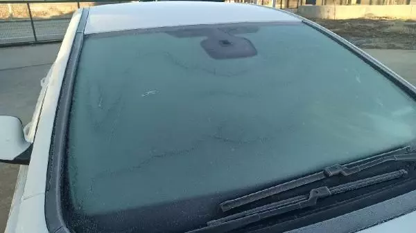 Gercüş'te, Kırkat Göleti buz tuttu