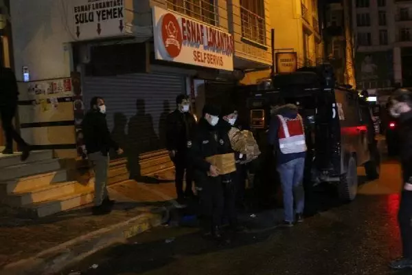 Belediye sosyal medyadan ifşa etti, Esenyurt HDP ilçe binasına gece baskını yapıldı Belediye sosyal medyadan ifşa etti, Esenyurt HDP ilçe binasına gece baskını yapıldı