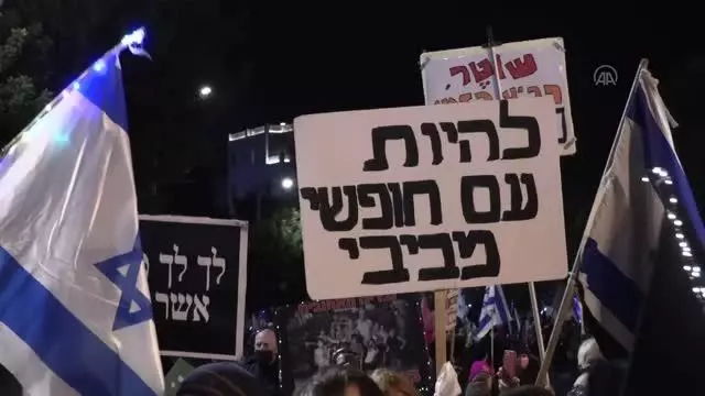 İsrail'de Netanyahu karşıtı protestolar devam ediyor İsrail'de Netanyahu karşıtı protestolar devam ediyor