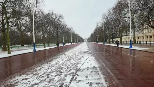 Londra'da kar yağışı Londra'da kar yağışı