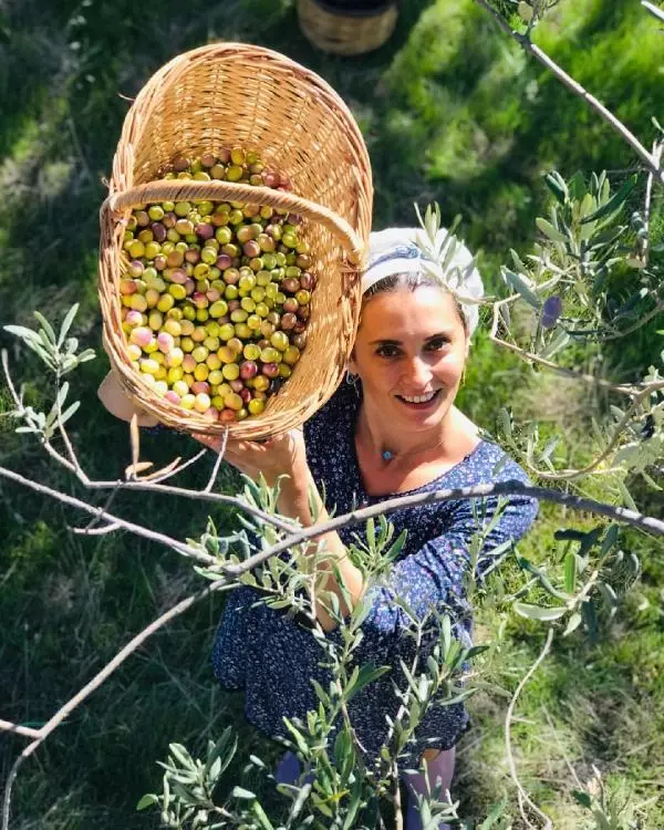 Kırmızı Oda dizisinin Kumru'su Aslıhan Gürbüz, çiftçi oldu