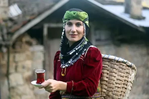 Türk çayı en çok Avrupa'da tüketiliyor Türk çayı en çok Avrupa'da tüketiliyor