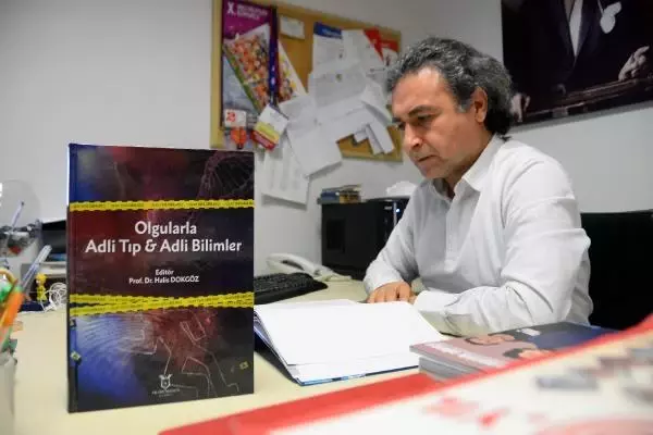Türkiye'nin ilk 'C-S-I' kitabı yayınlandı; 95 ilginç adli olay yer alıyor Türkiye'nin ilk 'C-S-I' kitabı yayınlandı; 95 ilginç adli olay yer alıyor