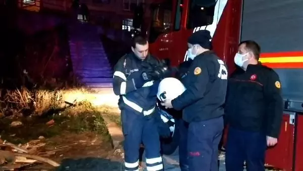 3 günde 8 kez yangın çıkan bina sakinleri endişeli 3 günde 8 kez yangın çıkan bina sakinleri endişeli
