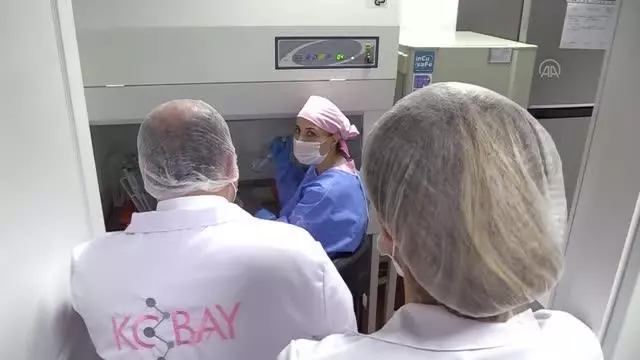 Bakan Varank, Kovid-19'a karşı geliştirilen VLP aşısının toksisite testlerinin yapıldığı laboratuvarda incelemelerde bulundu (2) Bakan Varank, Kovid-19'a karşı geliştirilen VLP aşısının toksisite testlerinin yapıldığı laboratuvarda incelemelerde bulundu (2)