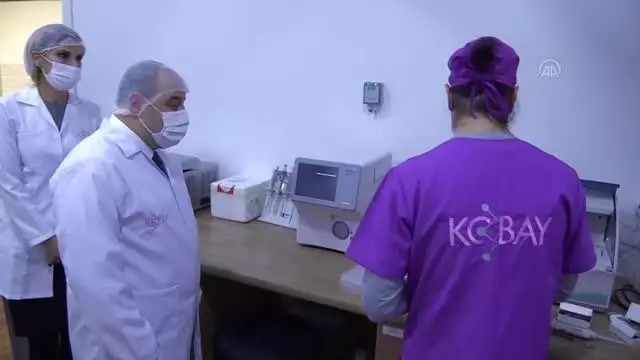 Bakan Varank, Kovid-19'a karşı geliştirilen VLP aşısının toksisite testlerinin yapıldığı laboratuvarda incelemelerde bulundu (2) Bakan Varank, Kovid-19'a karşı geliştirilen VLP aşısının toksisite testlerinin yapıldığı laboratuvarda incelemelerde bulundu (2)