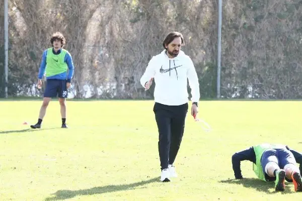 Bayburtspor teknik direktörü Yılmaz: Kimse endişelenmesin ligde kalacağız Bayburtspor teknik direktörü Yılmaz: Kimse endişelenmesin ligde kalacağız