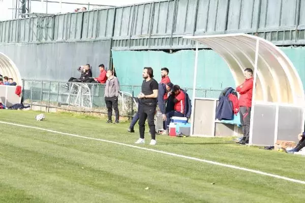 Bayburtspor teknik direktörü Yılmaz: Kimse endişelenmesin ligde kalacağız Bayburtspor teknik direktörü Yılmaz: Kimse endişelenmesin ligde kalacağız