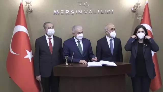 Hazine ve Maliye Bakanı Lütfi Elvan'dan, Vali Ali İhsan Su'ya ziyaret Hazine ve Maliye Bakanı Lütfi Elvan'dan, Vali Ali İhsan Su'ya ziyaret