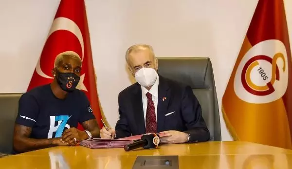 Henry Onyekuru: Uzun yıllar Galatasaray forması giymek istiyorum Henry Onyekuru: Uzun yıllar Galatasaray forması giymek istiyorum