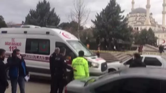 Son dakika... KIRIKKALE - Polis merkezi önünde silahlı kavga: 1 yaralı