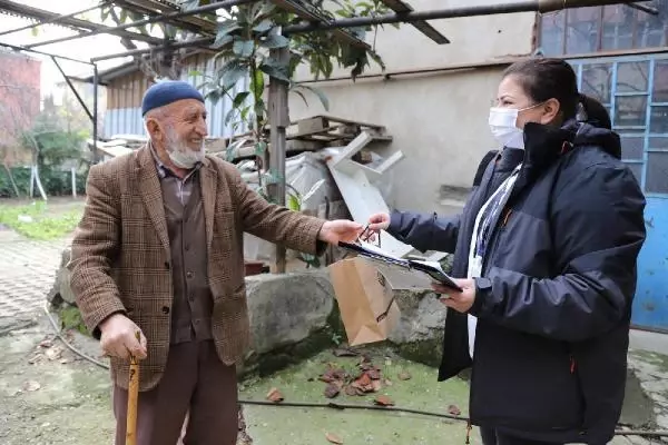Komşu İletişim Merkezi saha hareketiyle 14 bin haneye ulaştı Komşu İletişim Merkezi saha hareketiyle 14 bin haneye ulaştı